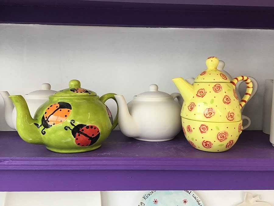 painted tea pots